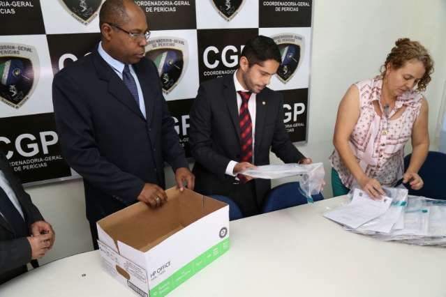 Gaeco come&ccedil;a a estudar  mensagens recuperadas de celulares periciados