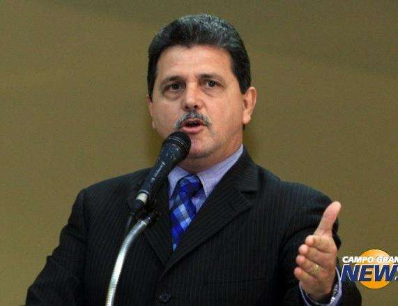 Jo&atilde;o Rocha nega ser da base de Bernal e se declara &quot;independente&quot;