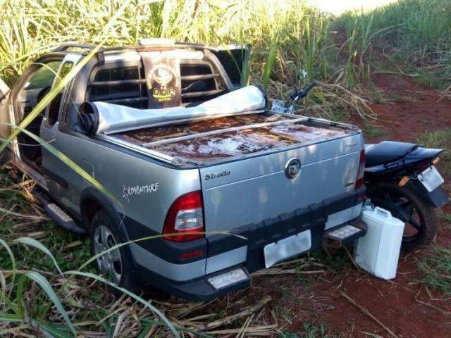 Dupla &eacute; presa ao ser flagrada com 800 quilos de maconha pela MS-156