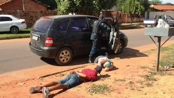 Quatro s&atilde;o detidos por suspeita de participa&ccedil;&atilde;o em sequestro de universit&aacute;rio