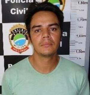 Acusado foi preso e encaminhado ao Garras (Foto: Divulgação/PC)
