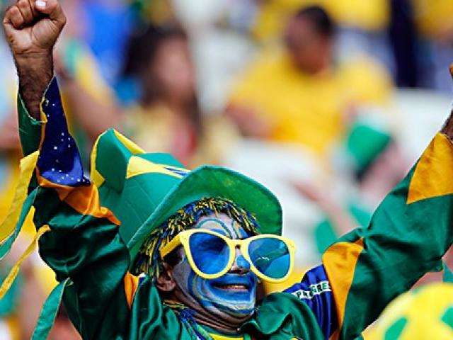 Na estreia do Brasil na Copa, locais d&atilde;o chope de gra&ccedil;a a cada gol da sele&ccedil;&atilde;o