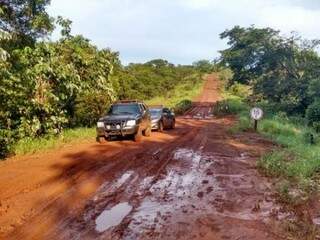 Corpo foi encontrado às margens da rodovia que liga Cassilândia à Paranaíba (Foto: Divulgação/PC)
