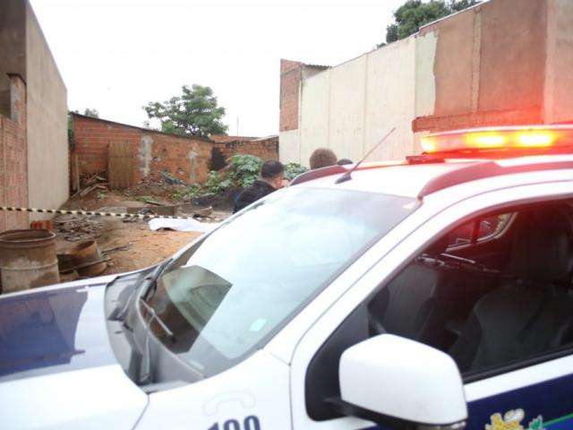 Quinta v&iacute;tima do dia, rapaz &eacute; assassinado com dois tiros no peito 