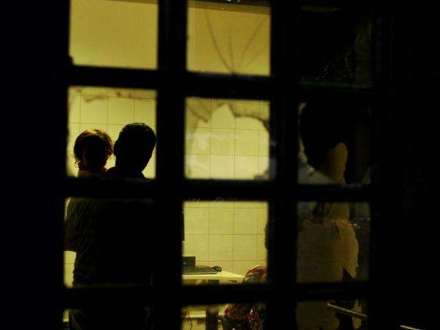 Homem invade casa, agride fam&iacute;lia e sequestra ex-mulher e filha de 6 meses
