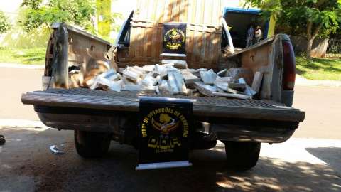 DOF apreende mais de 300 kg de maconha que eram transportados em ve&iacute;culo