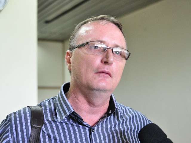 Secret&aacute;rios t&ecirc;m at&eacute; amanh&atilde; para apresentar &lsquo;diagn&oacute;stico&rsquo; das pastas a Bernal