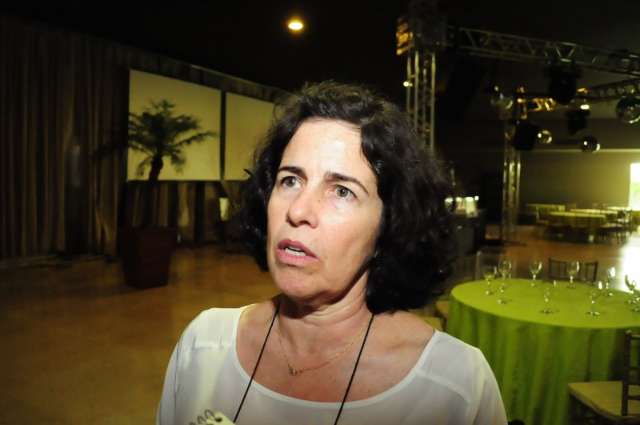 Prefeita de Tr&ecirc;s Lagoas diz que foco &eacute; na infraestrutura, sa&uacute;de e habita&ccedil;&atilde;o 