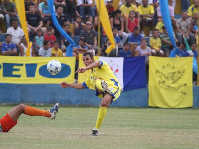  Jogos da final do Campeonato Estadual ser&atilde;o transmitidos pela tev&ecirc;