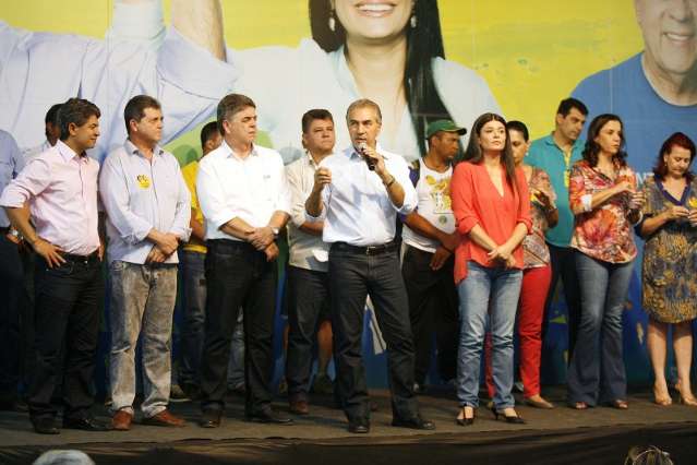 Presidentes do PT e PSDB avaliam alian&ccedil;as para 2&ordm; turno