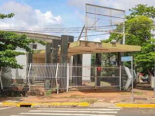 Sede da Sociedade Beneficente Surian fica na Avenida Mato Grosso (Foto: Marcos Maluf)