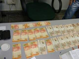 Soldado do Exército foi preso com R$ 1,2 mil em notas falsas. (Foto: Leandro Abreu) 