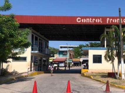Com bloqueios e protestos, fronteira em Corumbá fica fechada pelo 5º dia