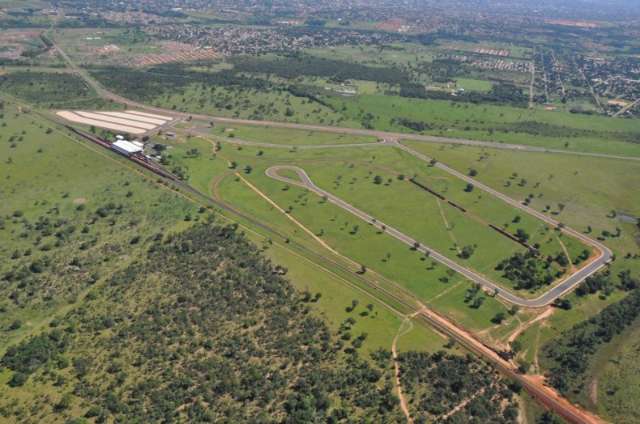 H&aacute; 9 anos no papel, porto seco n&atilde;o tem nem infraestrutura pronta