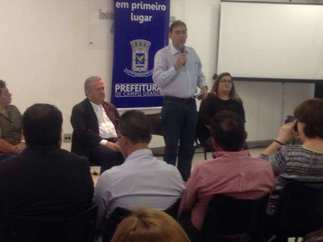 A&ccedil;&atilde;o que mant&eacute;m Bernal no cargo n&atilde;o termina neste ano, diz advogado