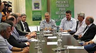 Reunião na Governadoria (Foto: Chico Ribeiro/Segov)