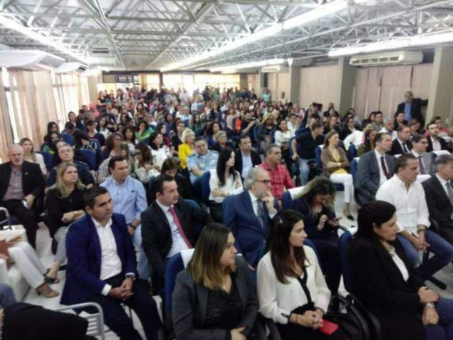 Campanha contra feminic&iacute;dio em MS ter&aacute; Luiza Brunet durante caminhada