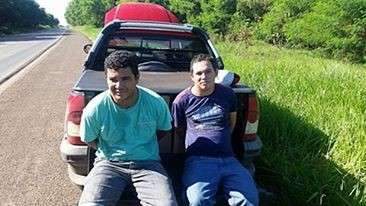Dois s&atilde;o presos transportando quase 200 quilos de maconha em caminhonete