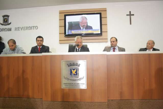 Processante pode modificar fim de ano de Bernal e vereadores
