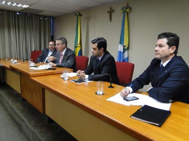 Consumo de &oacute;leo diesel precisa atingir 186 mi de litros por m&ecirc;s at&eacute; o fim do ano