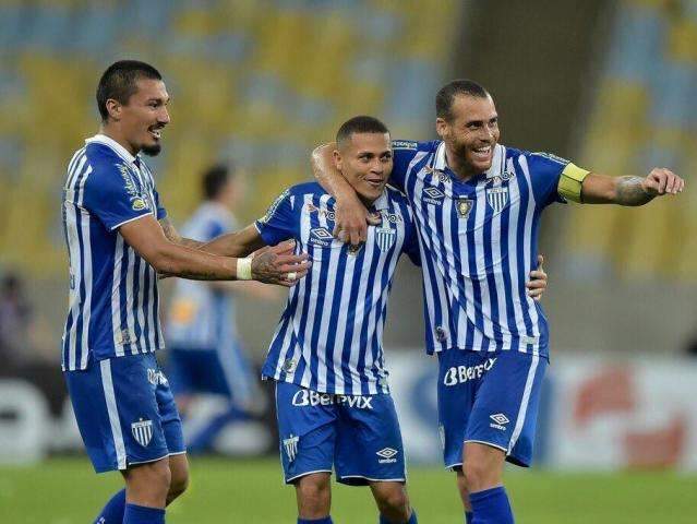 Com gol de p&ecirc;nalti, Ava&iacute; vence o Fluminense por 1 a 0 no Maracan&atilde;