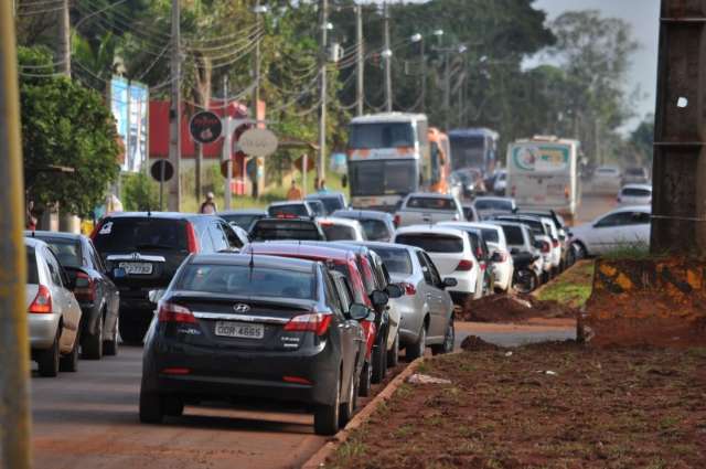 Com caos na Tamandar&eacute;, rua ser&aacute; asfaltada para novo acesso &agrave; UCDB