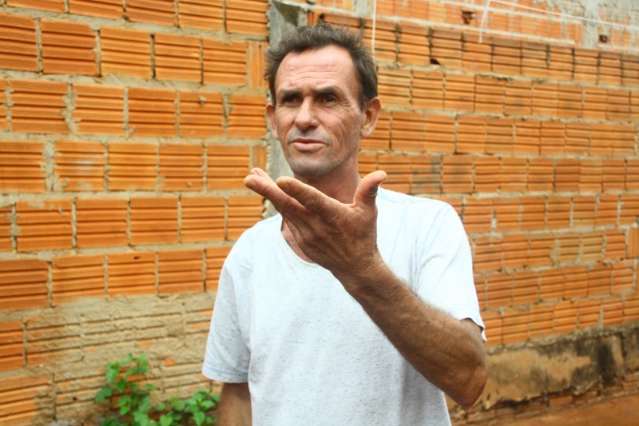 Morador cobra sinaliza&ccedil;&atilde;o em esquina da Interlagos que vira pista de corrida