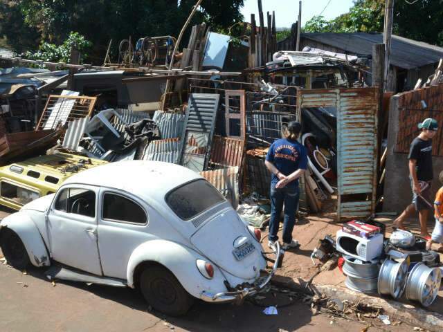  Ferro-velho conhecido por irregularidades no Guanandi &eacute; fechado novamente