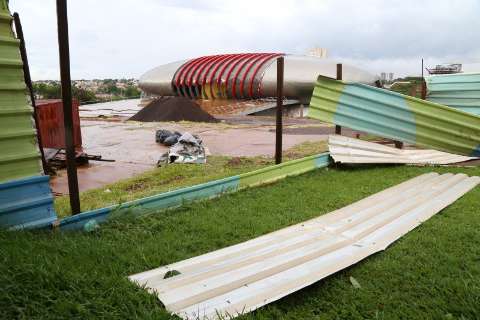 Após destruição, meteorologia alerta para chuva forte, granizo e vendaval