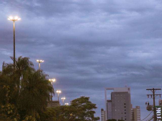 Com calor que chega a 35&deg;C, chuva pode vir a tarde em algumas cidades