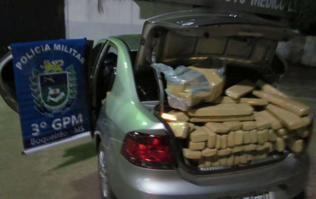 Pol&iacute;cia Militar apreende meia tonelada de maconha em Jardim