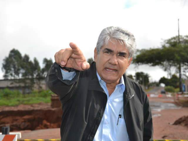  Obra no bairro Nova Lima ficar&aacute; pronta at&eacute; o fim do ano, afirma secret&aacute;rio 