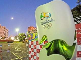 Réplica da Tocha que foi exposta na Praça do Rádio com o Museu Itinerante dos Jogos Olímpicos (Foto: Marcos Ermínio)
