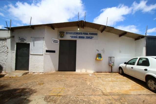 Briga entre presas rivais gera princ&iacute;pio de motim em pres&iacute;dio feminino 