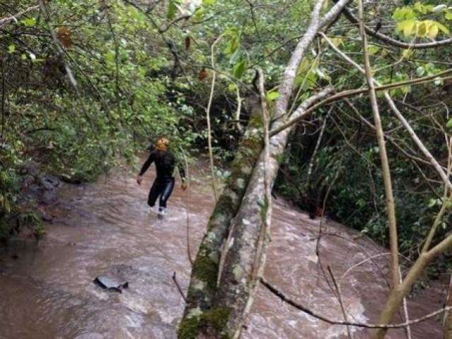Corpo de homem desaparecido &eacute; encontrado boiando em c&oacute;rrego