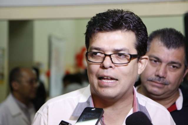 Shoppings e supermercados contam com postos de vacina&ccedil;&atilde;o contra gripe H1N1