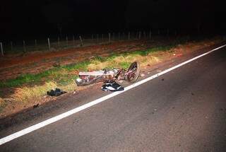 Motociclista morre ap&oacute;s ser atingido por caminhonete na MS-395