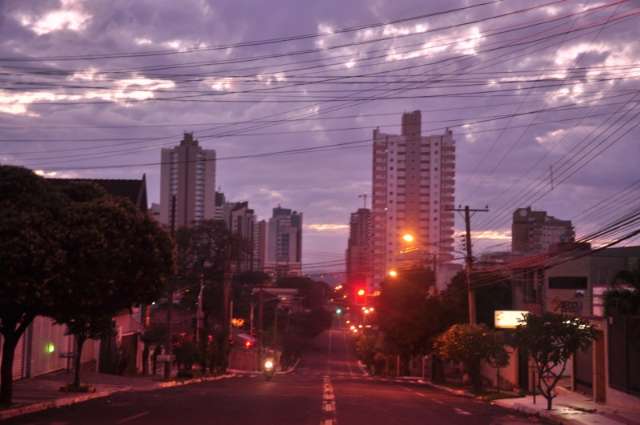 Em Campo Grande sensa&ccedil;&atilde;o t&eacute;rmica no in&iacute;cio da manh&atilde; chega a 11&ordm;C