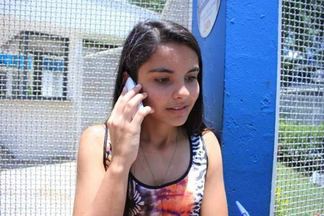 Falta de documento tamb&eacute;m impede inscritos de fazerem a prova