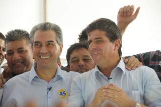 Reinaldo Azambuja, à esquerda, ao lado de Athayde Neri, aposta em vitória. (Foto: Rodrigo Pazinato)