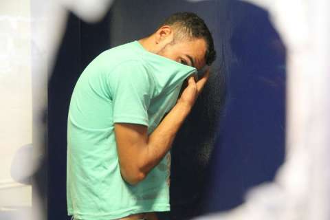 Alvo de arrast&atilde;o, condom&iacute;nio tem sete casas invadidas por ladr&otilde;es