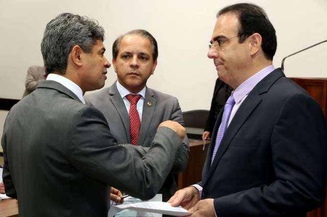 L&iacute;der do governo vai pedir regime de urg&ecirc;ncia para vota&ccedil;&atilde;o de Refis