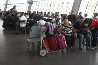 A administração da rodoviária estima que 30 mil passageiros passem pelo terminal (Foto: Marcelo Victor)