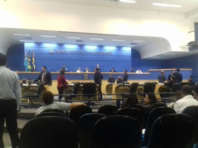 C&acirc;mara aprova renegocia&ccedil;&atilde;o de d&eacute;bitos com a prefeitura