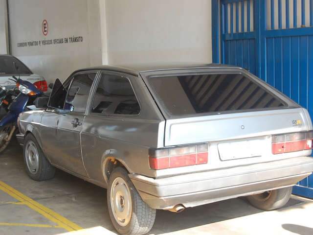  Policial atira em passageiro de carro ap&oacute;s acidente no bairro Z&eacute; Pereira 