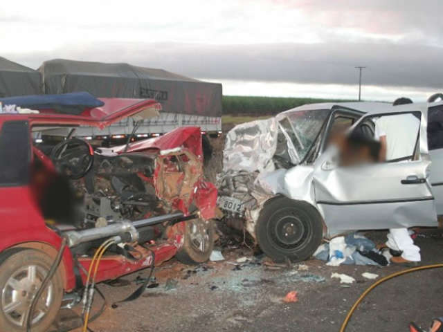  Identificada v&iacute;tima que morreu em acidente entre carros na BR-163