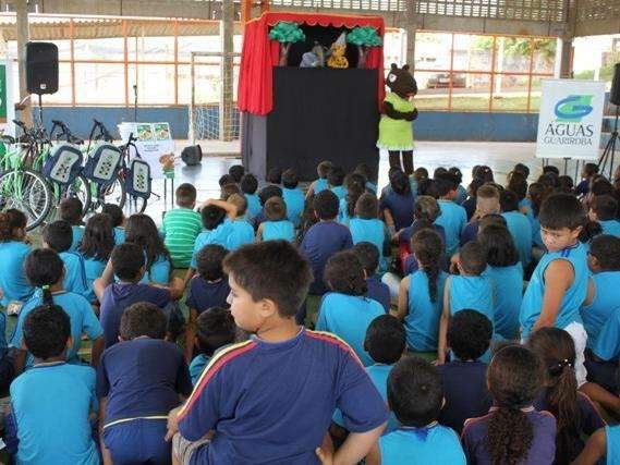 Alunos s&atilde;o premiados em evento por trabalhos sobre preserva&ccedil;&atilde;o da &aacute;gua