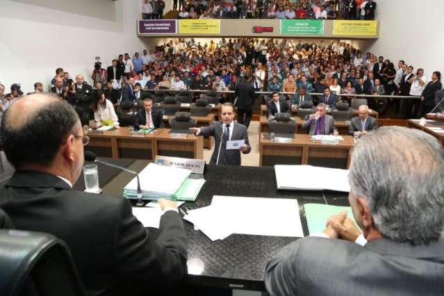 Coronel David toma posse como deputado e refor&ccedil;a prioridades no mandato