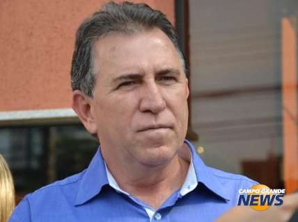 Governador exonera mais dois secretários, mas Giroto continua