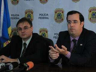Da esquerda para direita, delegado da PF, Cleo Mazzotti, e superintendente da CGU, José Paulo Barbieri. (Foto: Marina Pacheco).